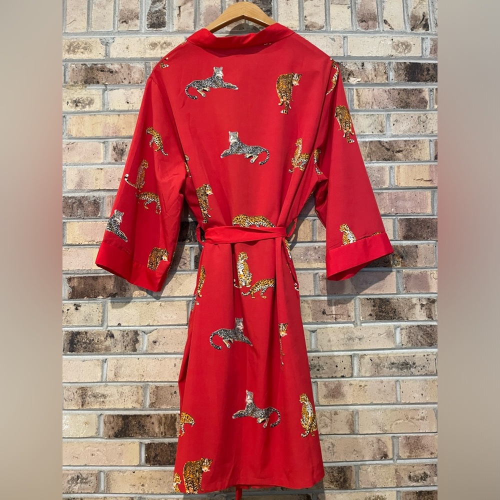 SHEIN Red Robe with Animal Print - Picture 4 of 4